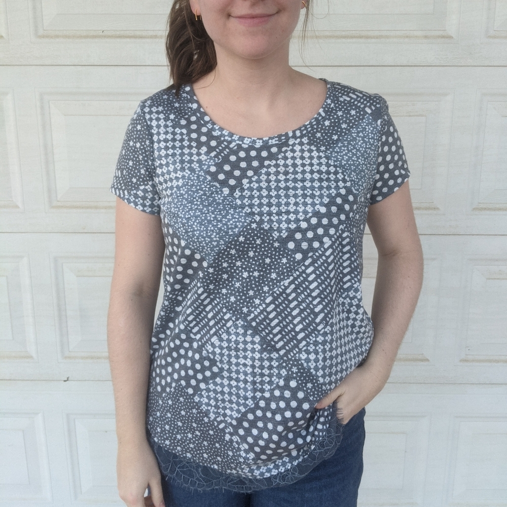 Mixed pattern top